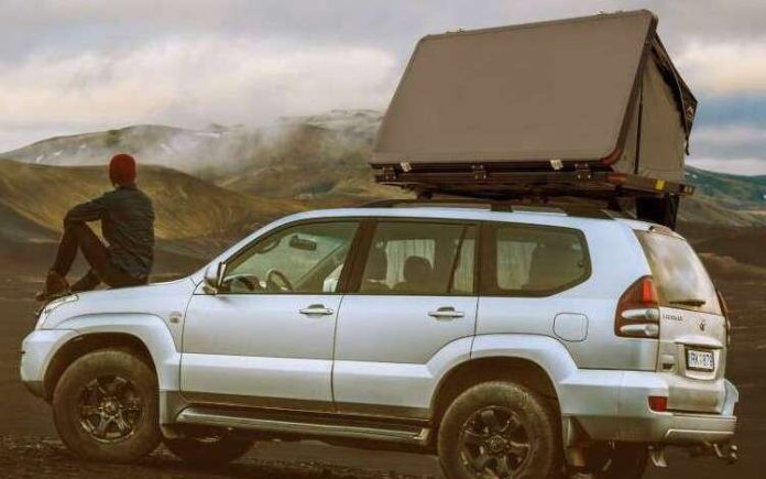 Explore East Africa with a 4x4 Land Cruiser rooftop tent! Enjoy flexible, comfortable camping on a self-drive safari, ideal for experiencing wildlife and remote locations.